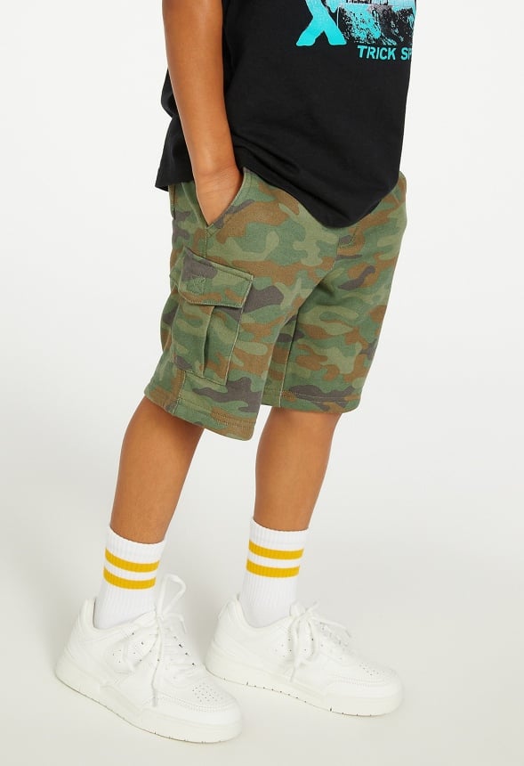 Pull On Cargo Short Green Camo