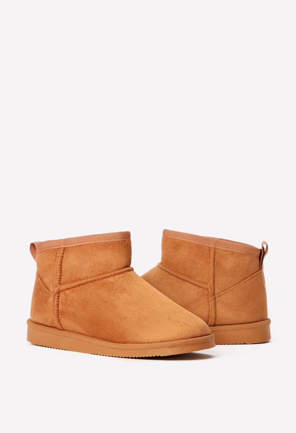 Classic Mini Fuzzy Boot Brown