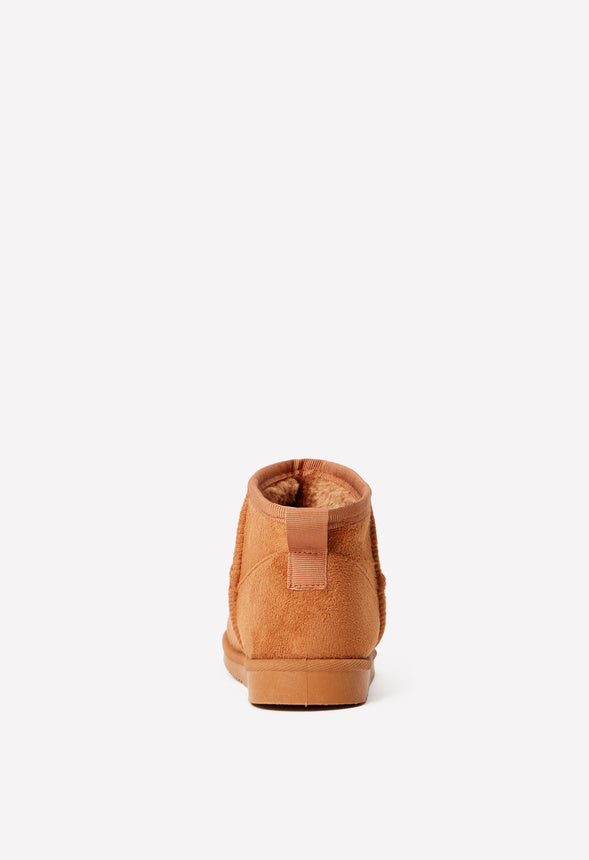 Classic Mini Fuzzy Boot Brown