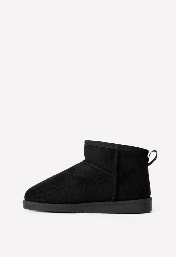 Classic Mini Fuzzy Boot Black