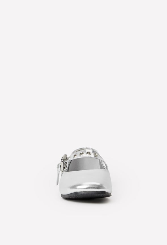 Metallic Buckle Flat Silver