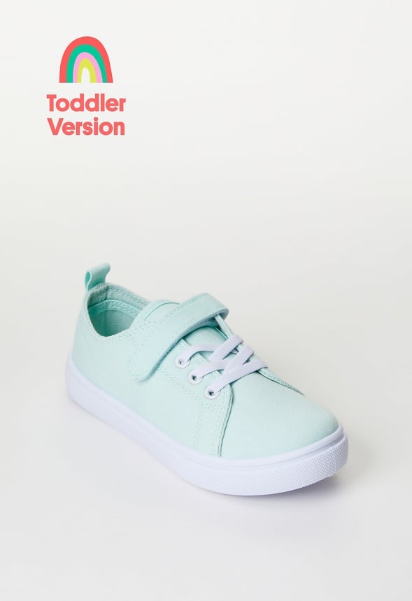 Lace Up Sneaker Green