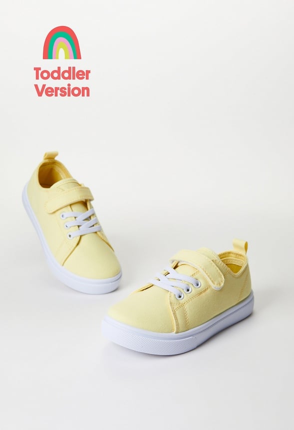 Lace Up Sneaker Yellow