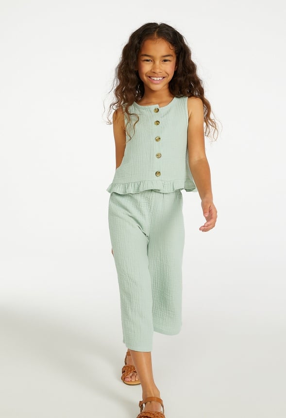 Crinkle Knit Ruffle Hem Tank Green